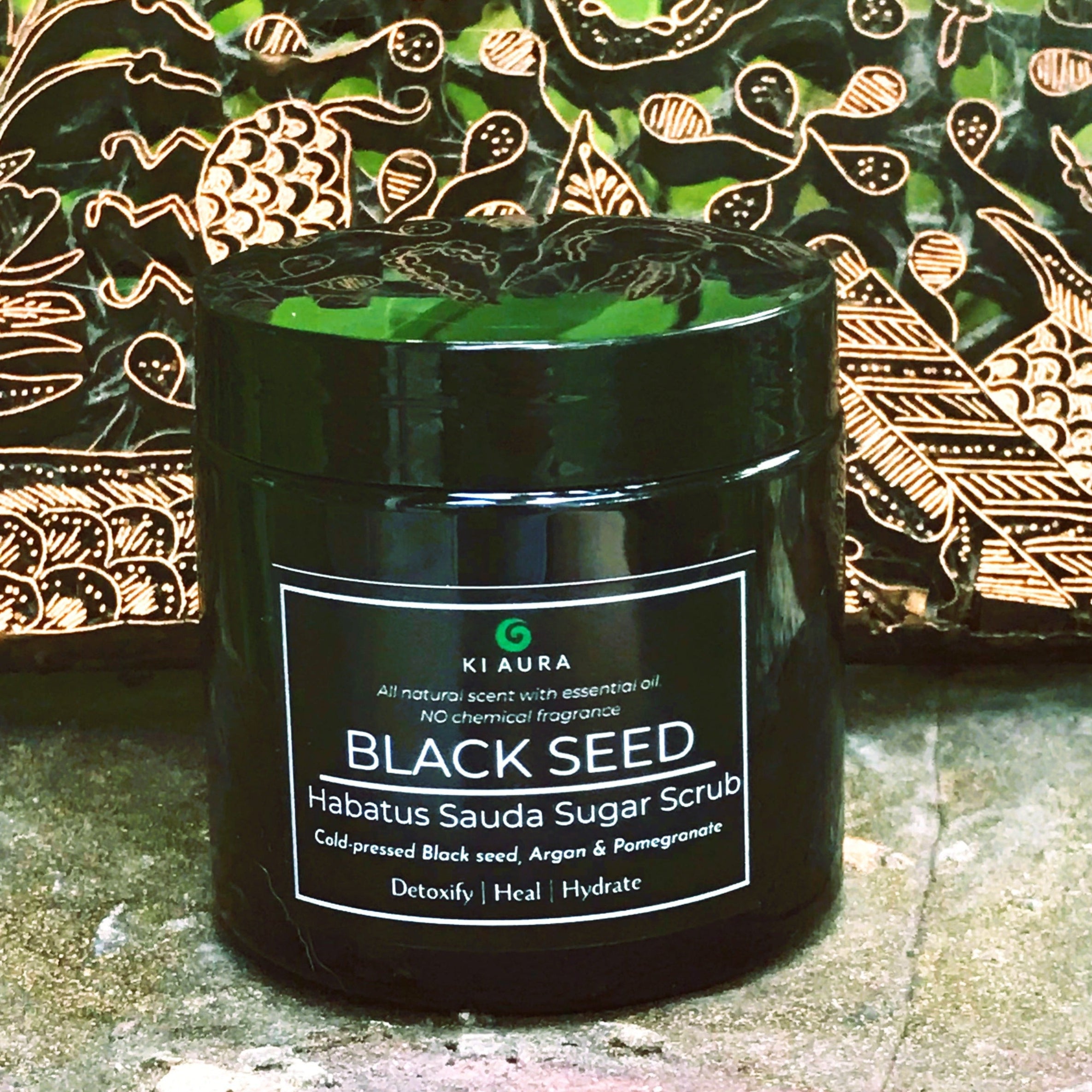 KiAura Black Seed Scrub